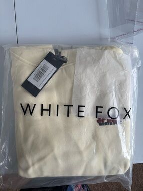 White Fox Club 14 Peyton Oversized Lemon Logo Sweatshirt - WHITE FOX NWT SZ S/M